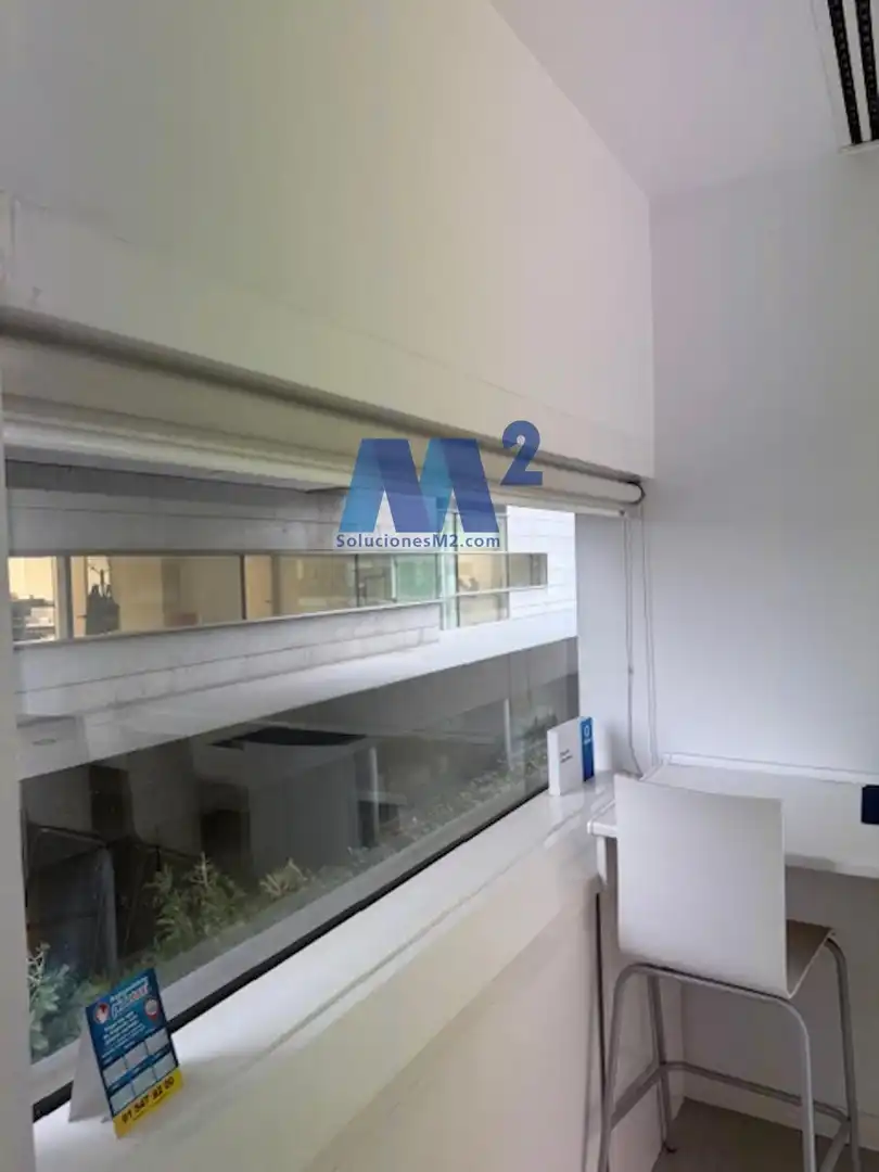 Oficina de alquiler en Anabel Segura, Arroyo de la Vega