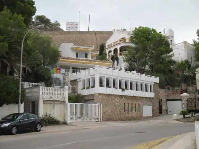Chalet con piscina en venta en El Faro, imagen 2