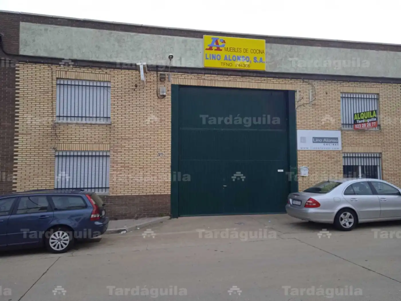 Industrial building for sale in Villares de la Reina