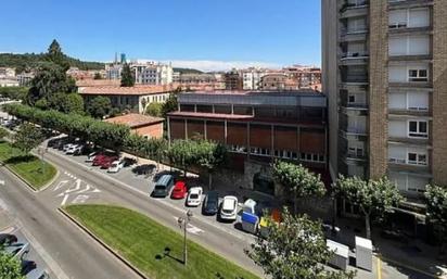 Vista exterior de Pis en venda en Burgos Capital amb Terrassa