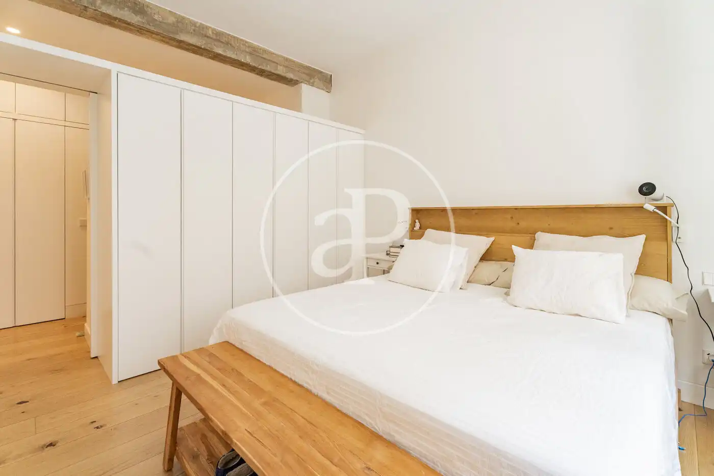 Habitación de Piso en venta en Madrid con Calefacción y Trastero