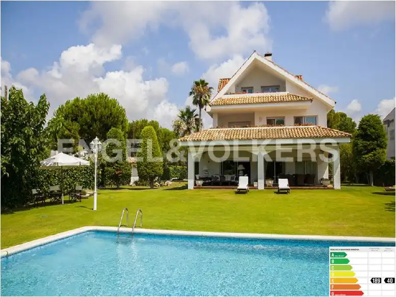 Casa con piscina en venta en Can Girona - Terramar - Vinyet, imagen 2