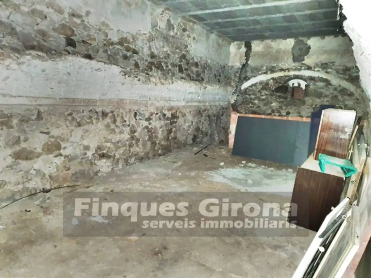 Houses for sale in Quart  with Private garden