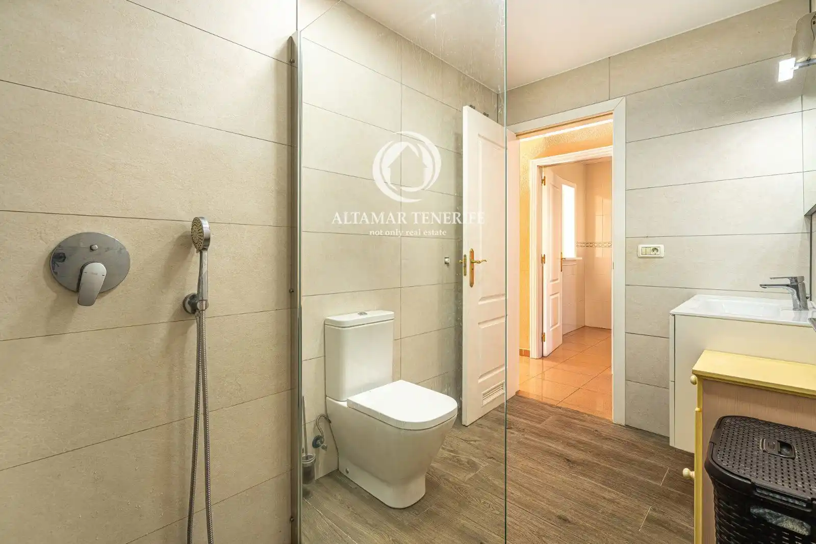 Apartments for sale in Agando, Playa del Duque