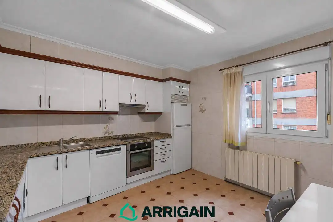 Cocina de Piso en venta en Donostia - San Sebastián  con Calefacción y Terraza
