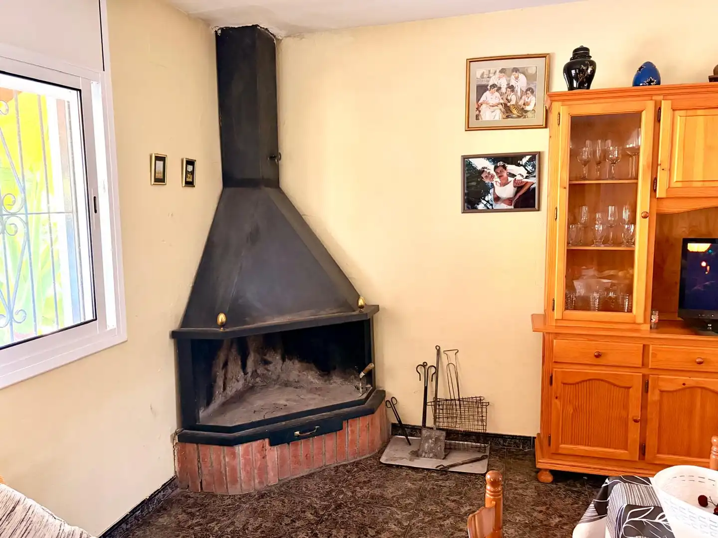 Sala d'estar de Finca rústica en venda en Mont-roig del Camp amb Calefacció i Jardí privat