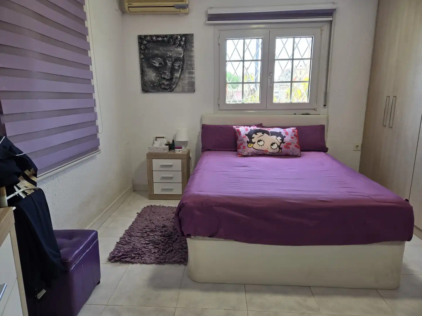 Habitación de Ático en venta en L'Hospitalet de Llobregat con Aire acondicionado, Terraza y Amueblado