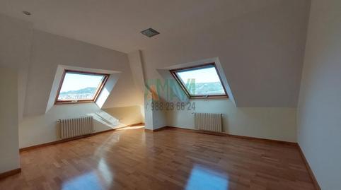 Foto 2 de Piso en venta en Mariñamansa, Ourense