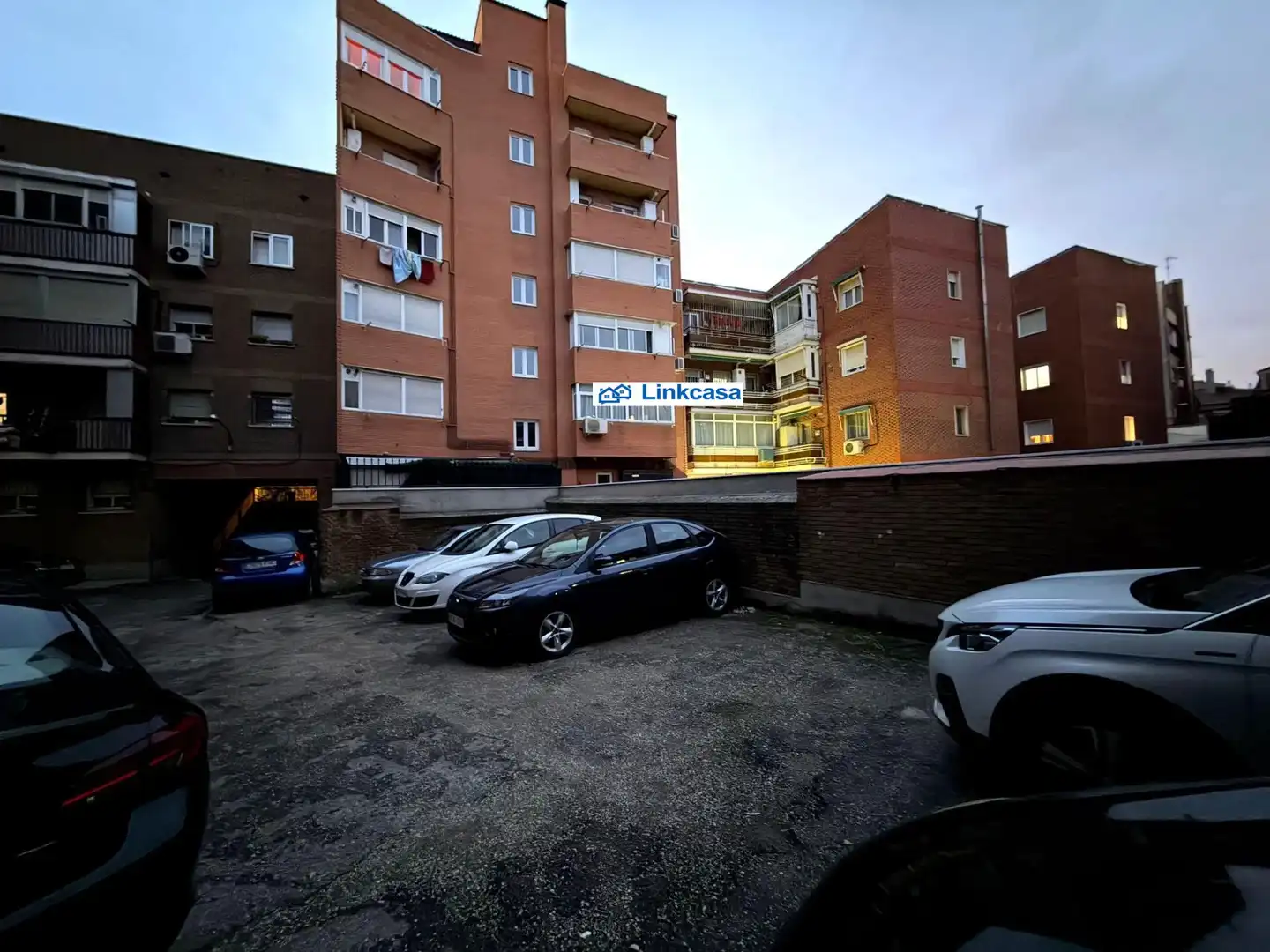 Parking de Piso en venta en Madrid con Aire acondicionado y Calefacción