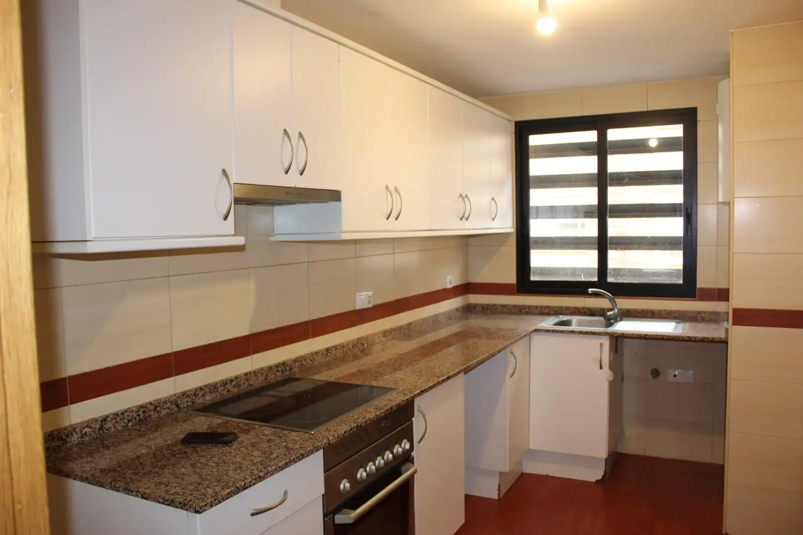 Cocina de Piso en venta en Onda con Aire acondicionado y Balcón