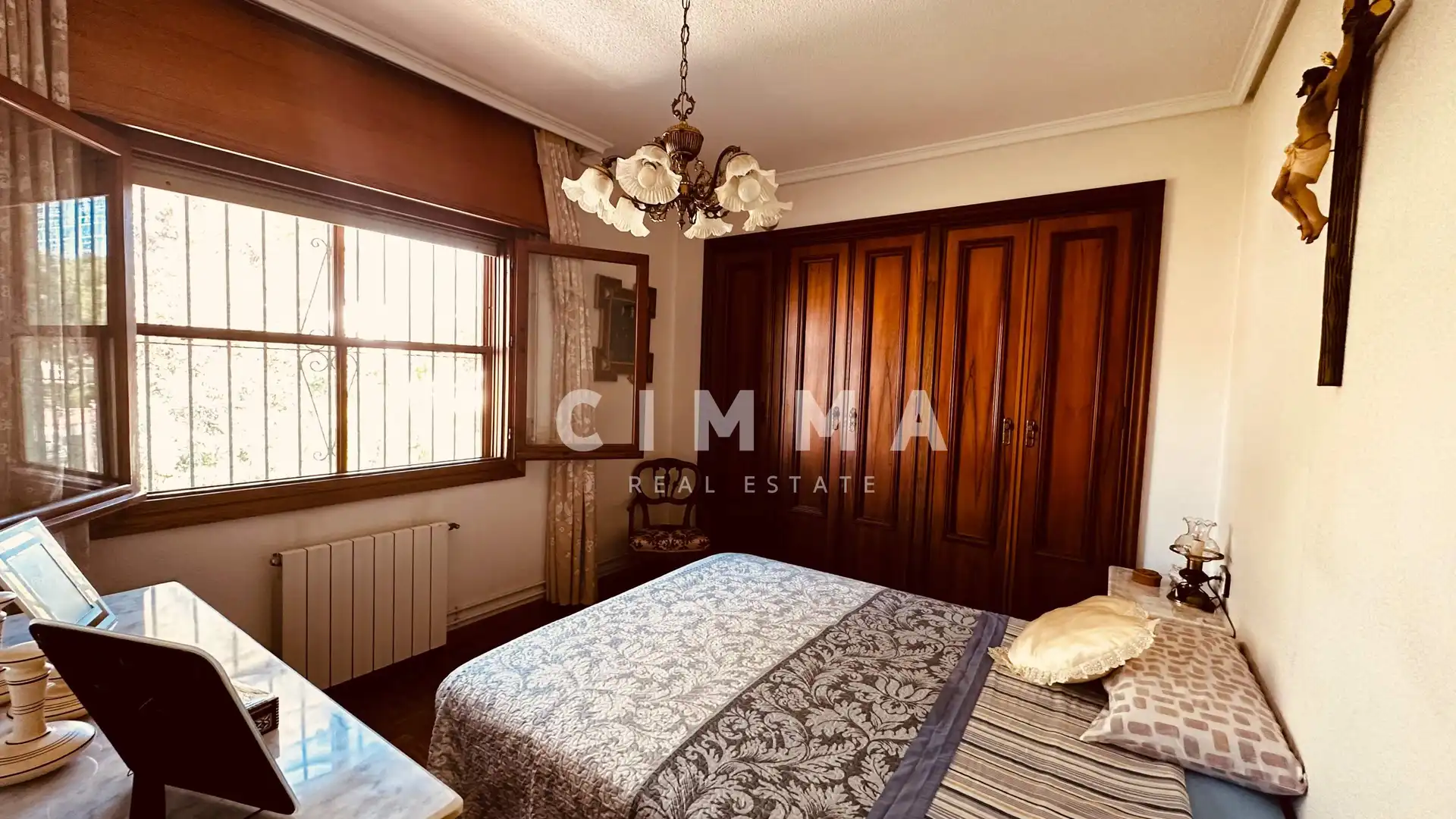 Habitación de Casa o chalet en venta en La Nucia con Aire acondicionado, Calefacción y Jardín privado