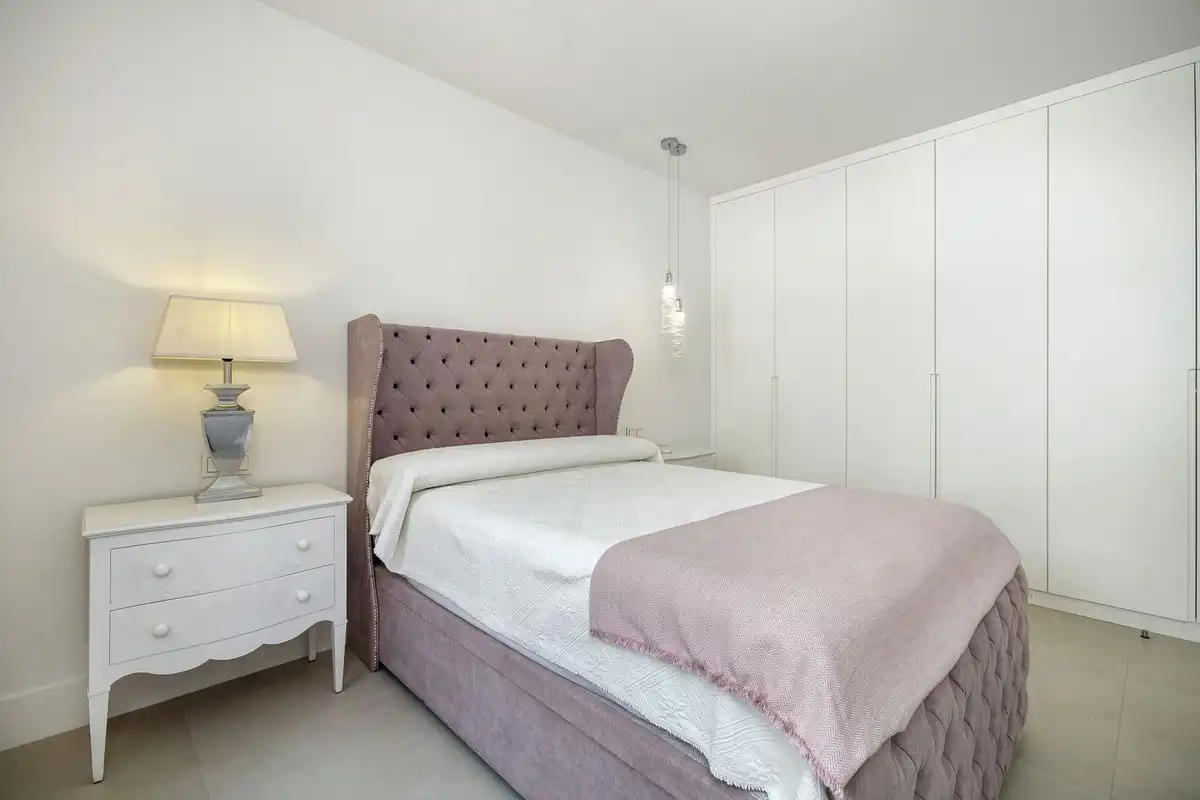 Habitación de Casa o chalet en venta en Marbella con Jardín privado, Terraza y Piscina