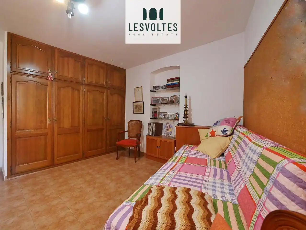Habitación de Casa adosada en venta en Palamós con Aire acondicionado, Calefacción y Jardín privado