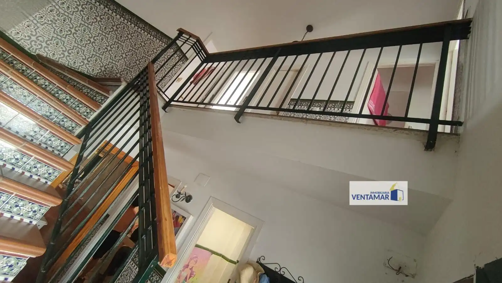 Casa adosada en venta en Castellar de la Frontera con Jardín privado, Trastero y Balcón