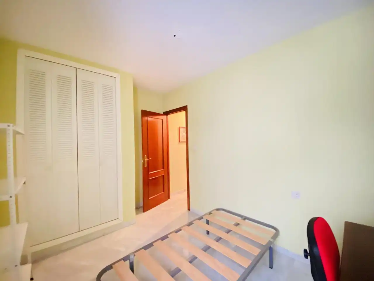 Piso con terraza en venta en Maria Teresa De Léon, imagen 27