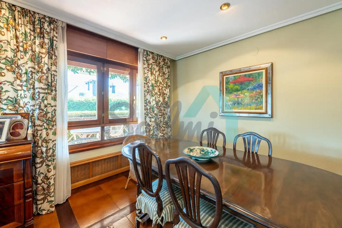Dining room of Detached homes for sale in Llanes  with Heating, Private garden and Parquet flooring