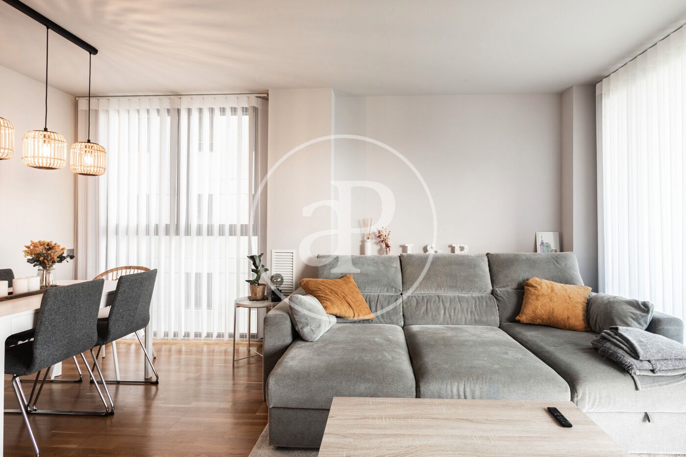 Living room of Flat for sale in  Barcelona Capital  with Air Conditioner, Heating and Terrace