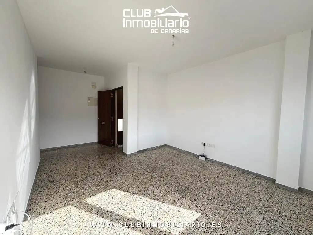 Flat for rent in Carretera General del sur, Tincer