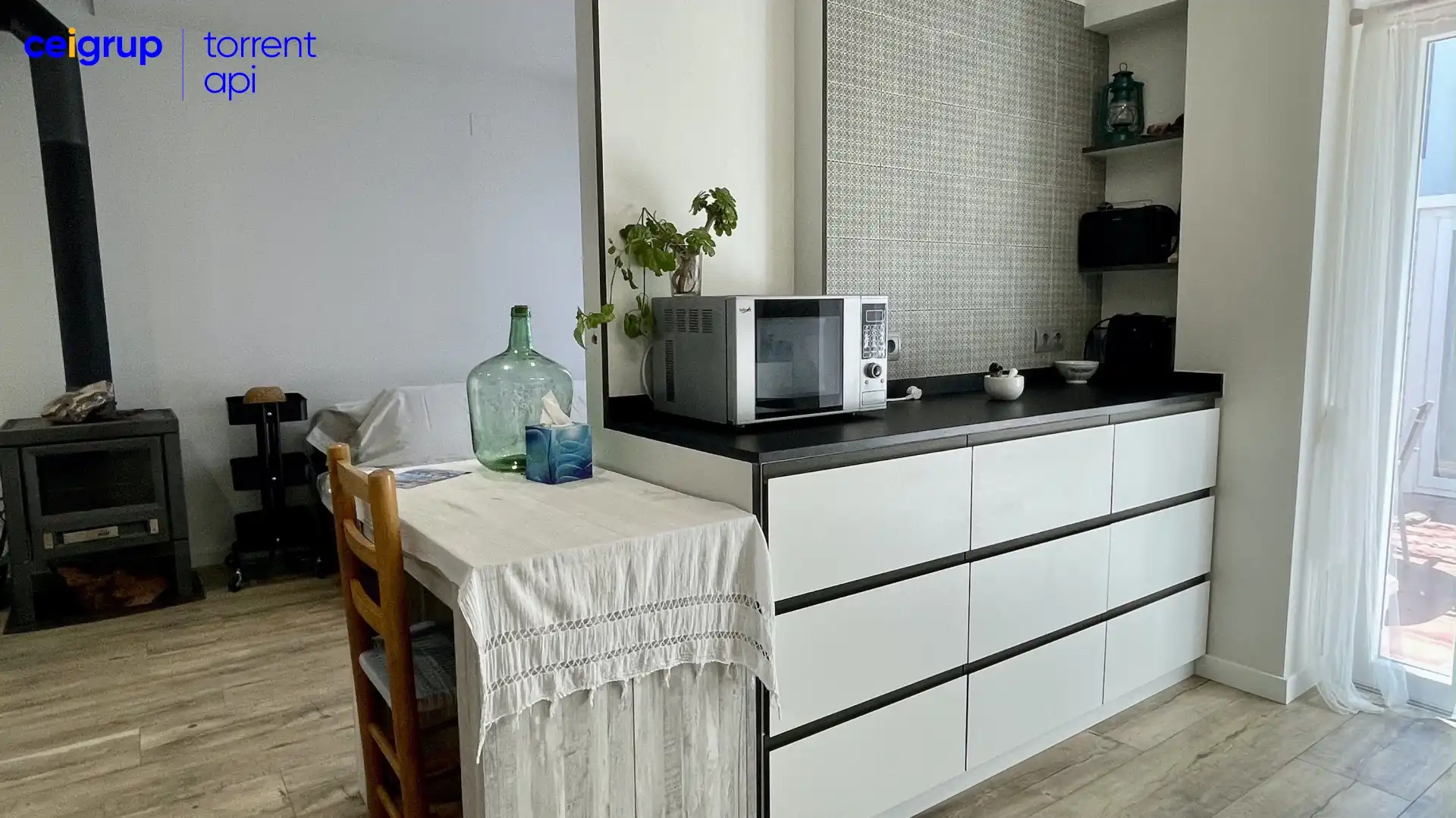 Cocina de Casa adosada en venta en L'Estartit con Terraza y Balcón