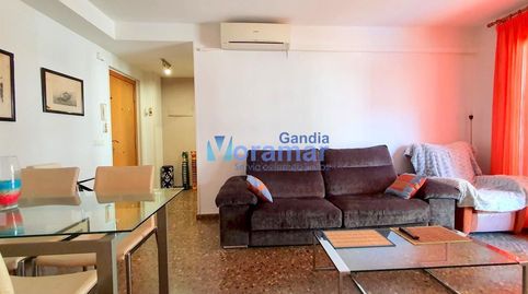 Foto 2 de Apartamento de alquiler en De la Universitat, 8, Grau de Gandia - Venecia - Marenys de Rafalcaid, Gandia