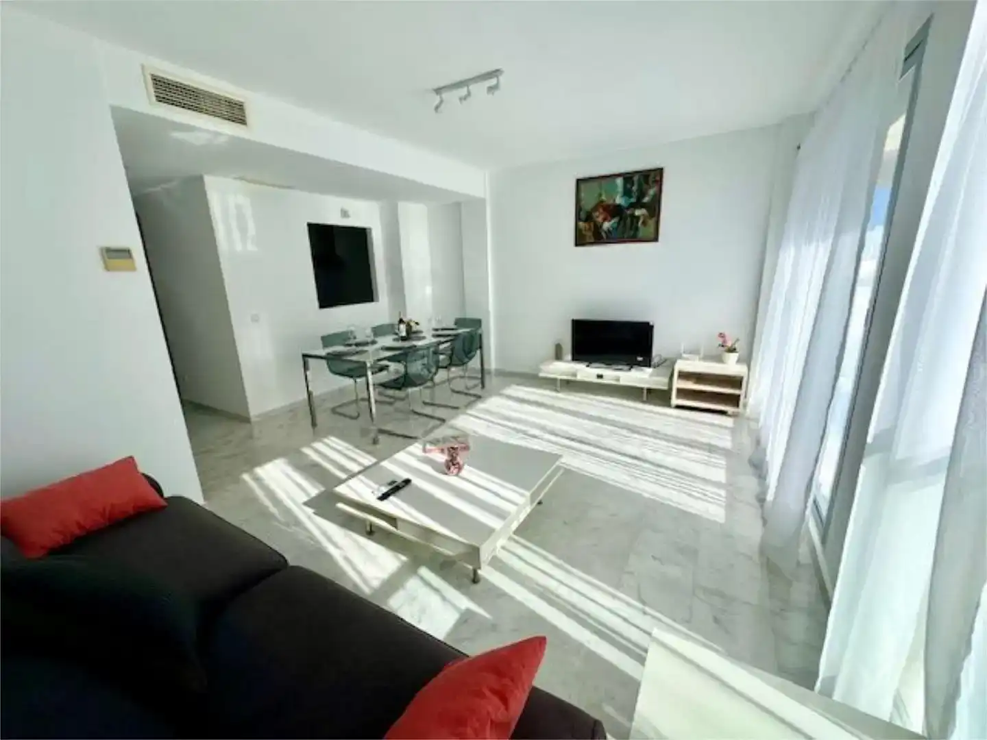 Sala de estar de Dúplex en venta en Mijas con Aire acondicionado, Piscina y Balcón