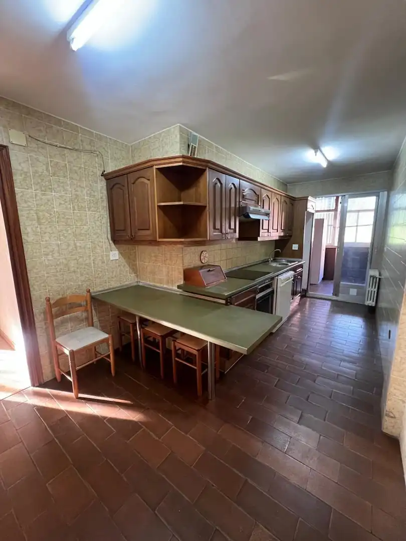 Kitchen of Flat for sale in Valladolid  with Heating, Terrace and Storage room