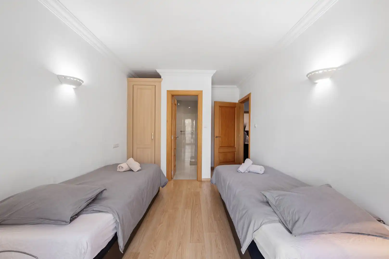 Bedroom of Houses for sale in Mijas  with Air Conditioner, Private garden and Terrace