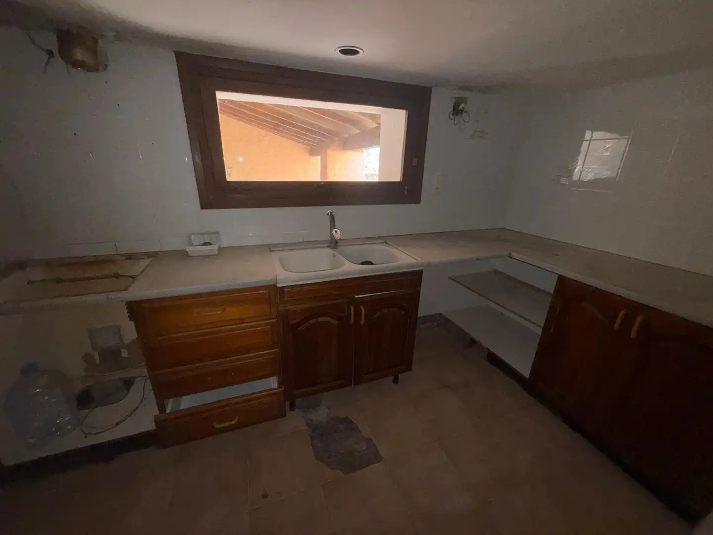 Cocina de Casa o chalet en venta en Querol con Jardín privado, Terraza y Piscina