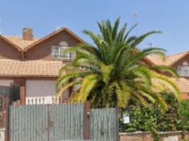 Casa en venta en Calle Gárgola 27