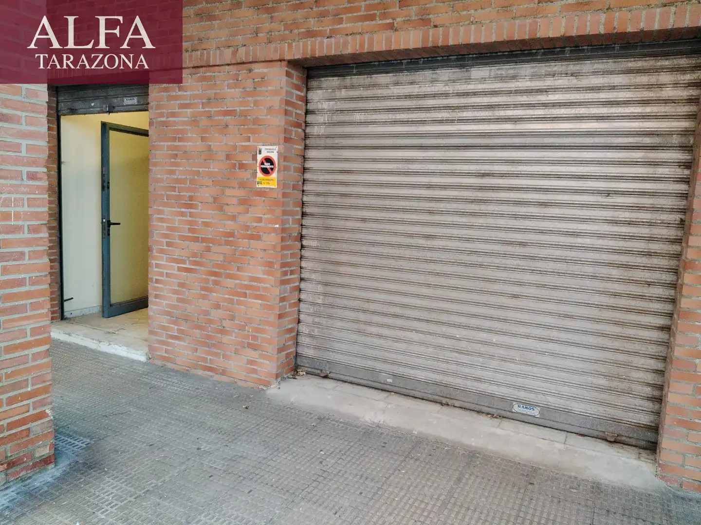 Vista exterior de Local de alquiler en Tarazona