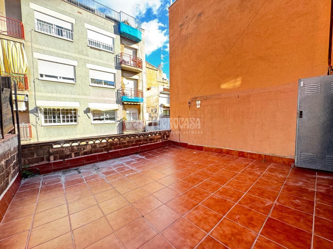 Terrace of Single-family semi-detached for sale in  Barcelona Capital