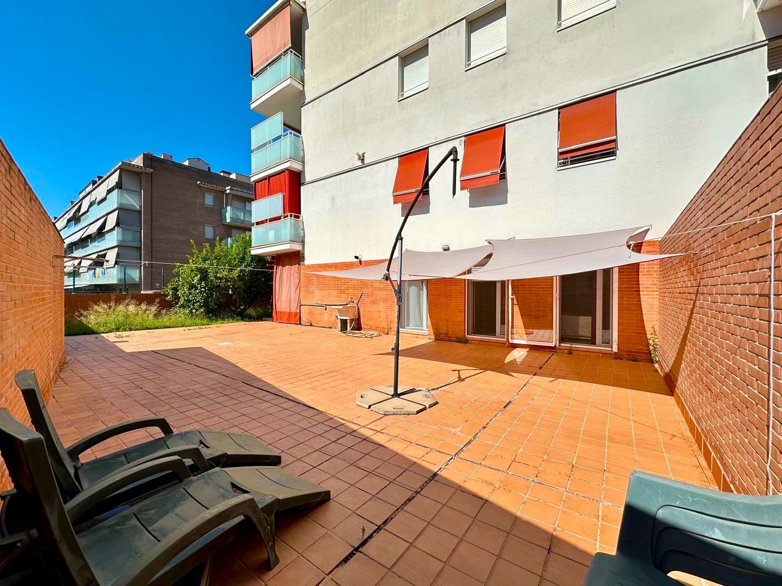 Terrace of Flat for sale in Canovelles  with Air Conditioner, Heating and Private garden