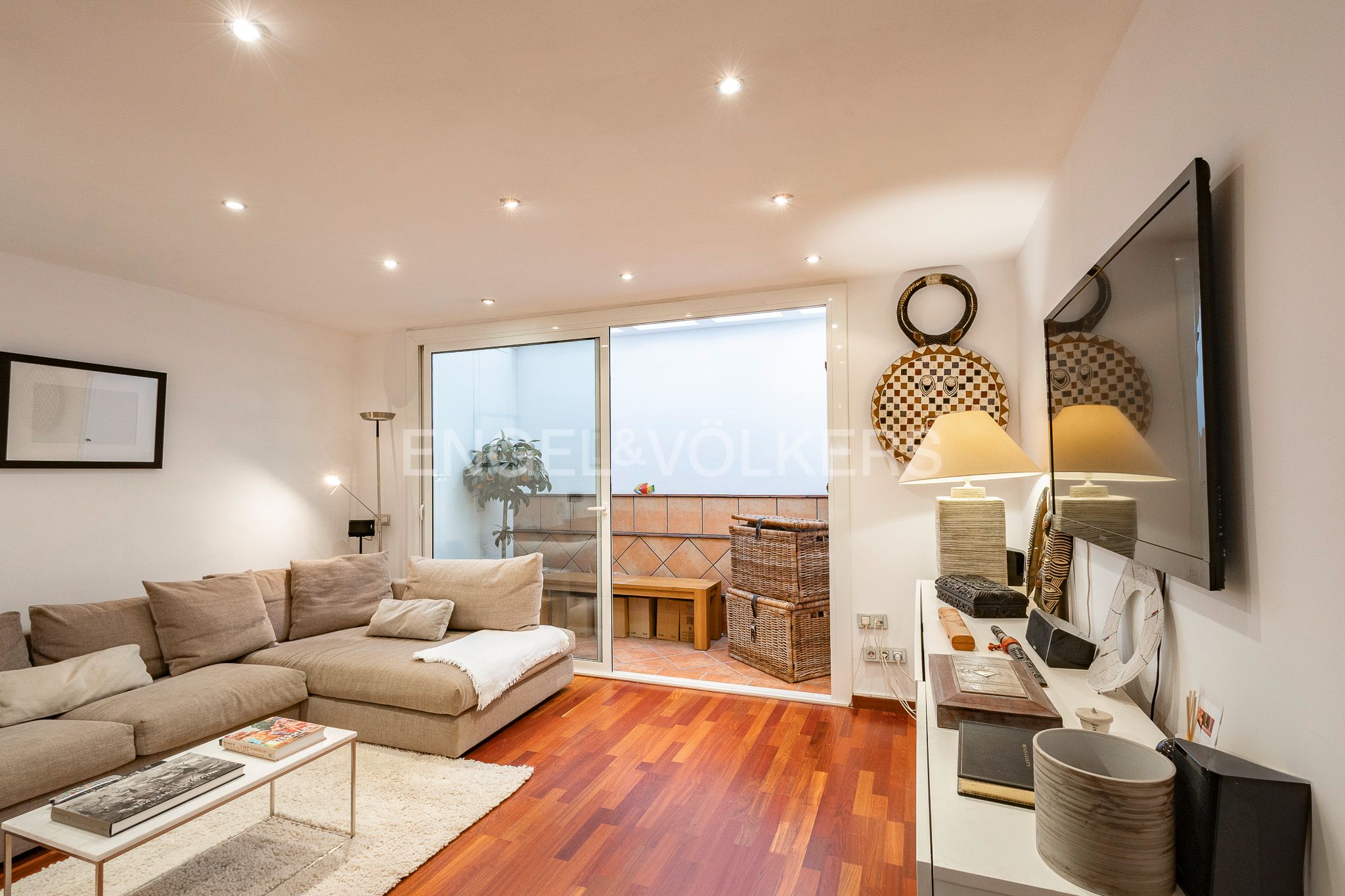 Sala d'estar de Dúplex en venda en  Barcelona Capital amb Aire condicionat, Calefacció i Parquet