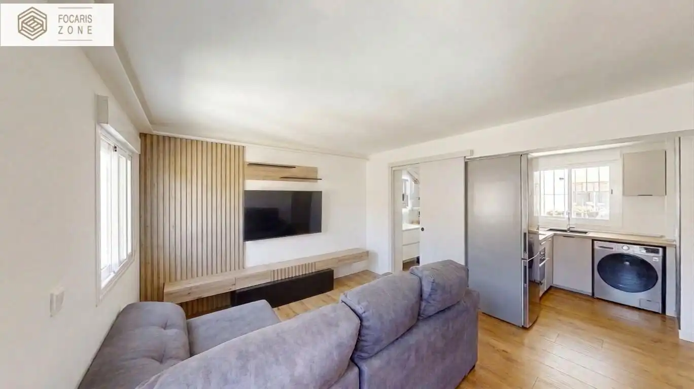 Sala de estar de Piso en venta en Torremolinos con Amueblado