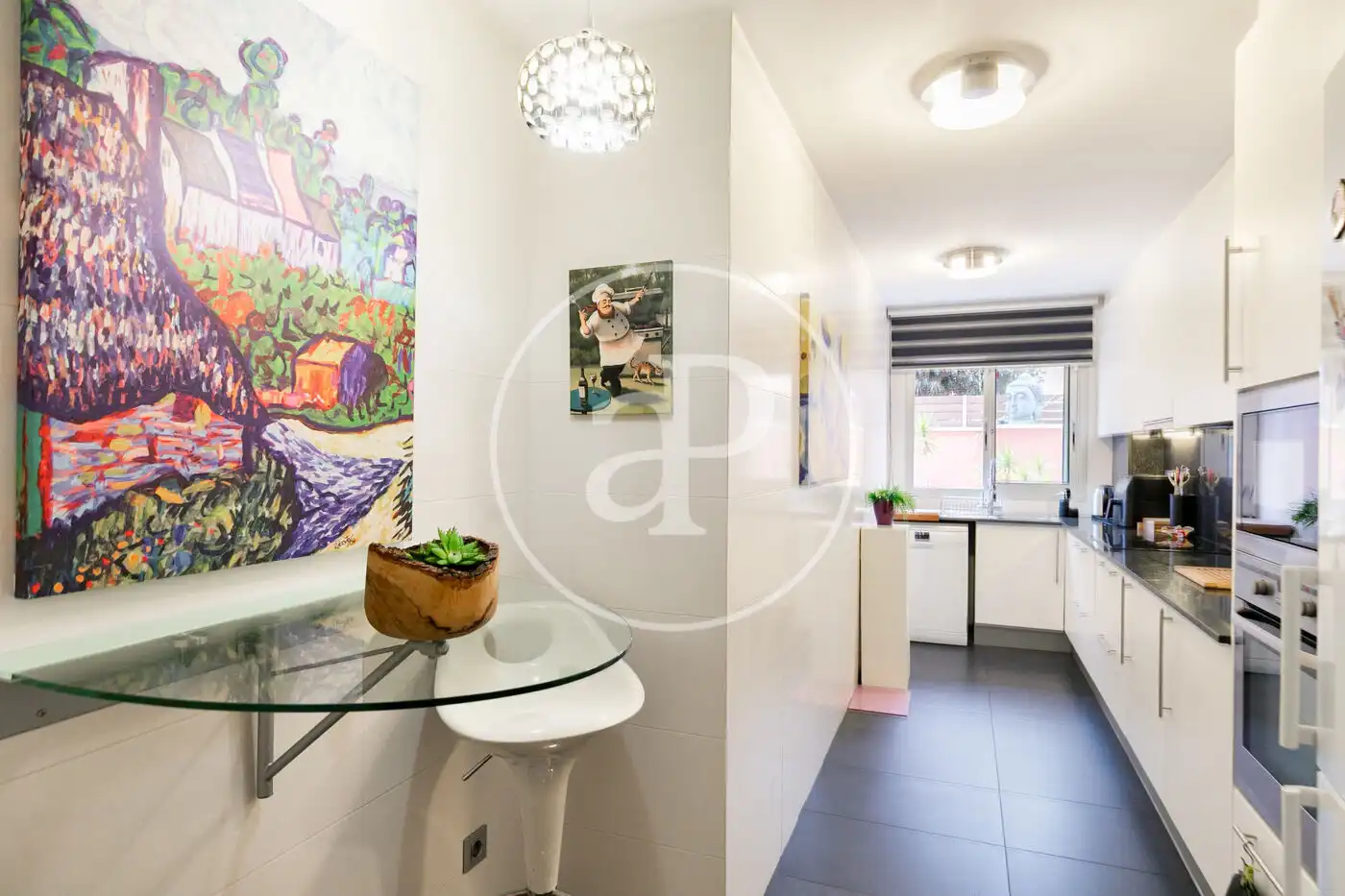 Wohnung zum Verkauf in Barcelona mit Klimaanlage, Heizung und Privatgarten