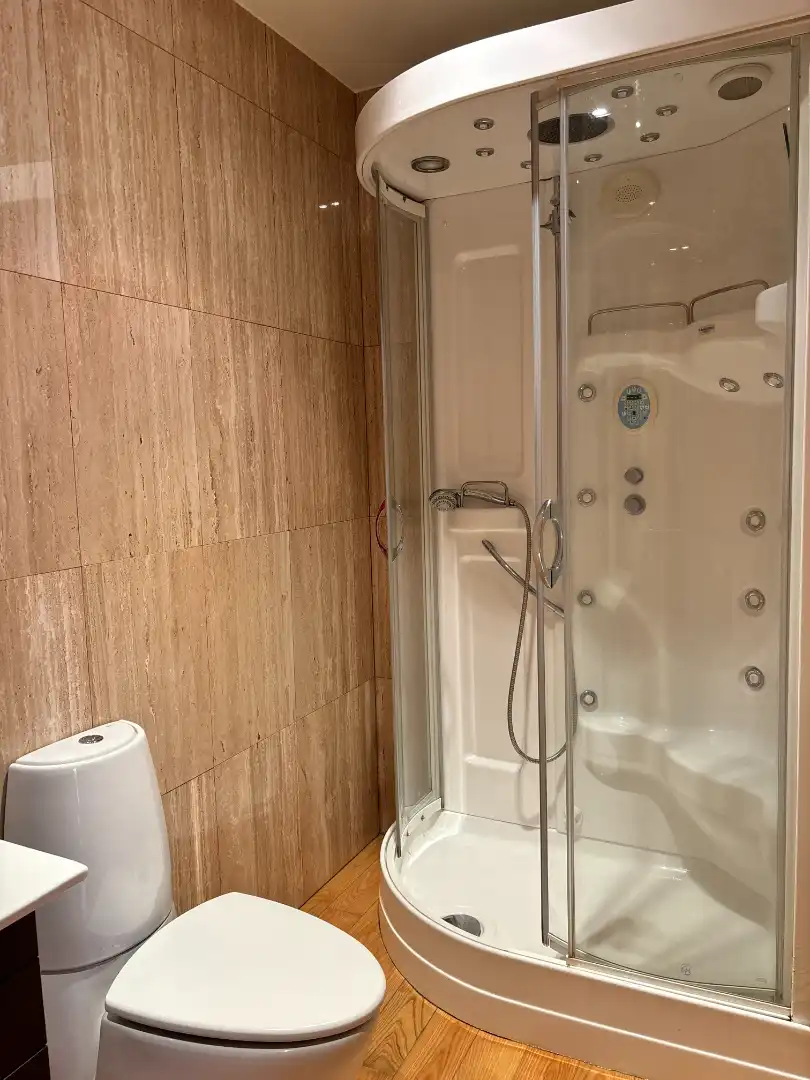Baño de Estudio de alquiler en Vigo  con Calefacción, Amueblado y Horno