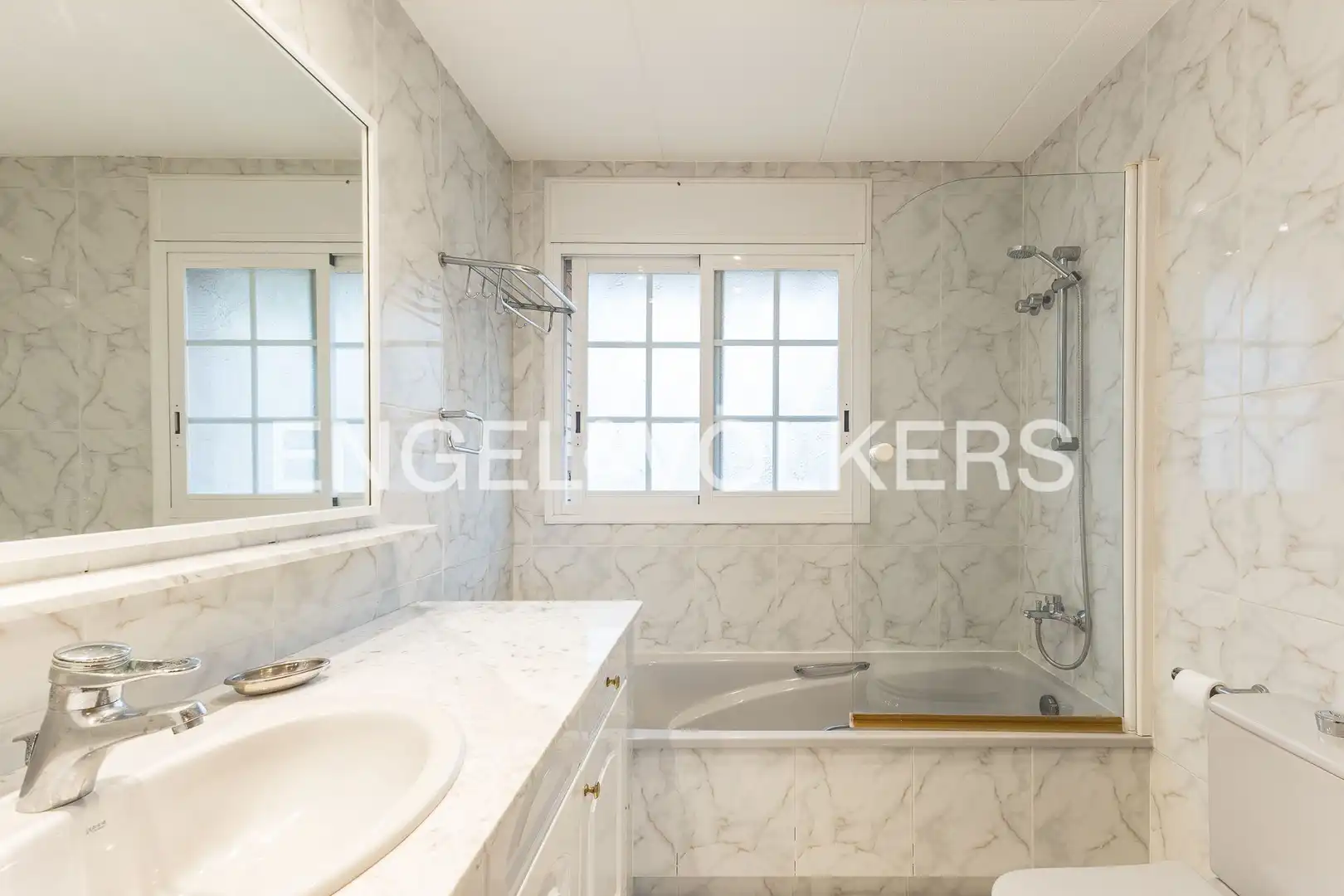 Baño de Casa adosada de alquiler en Baixador