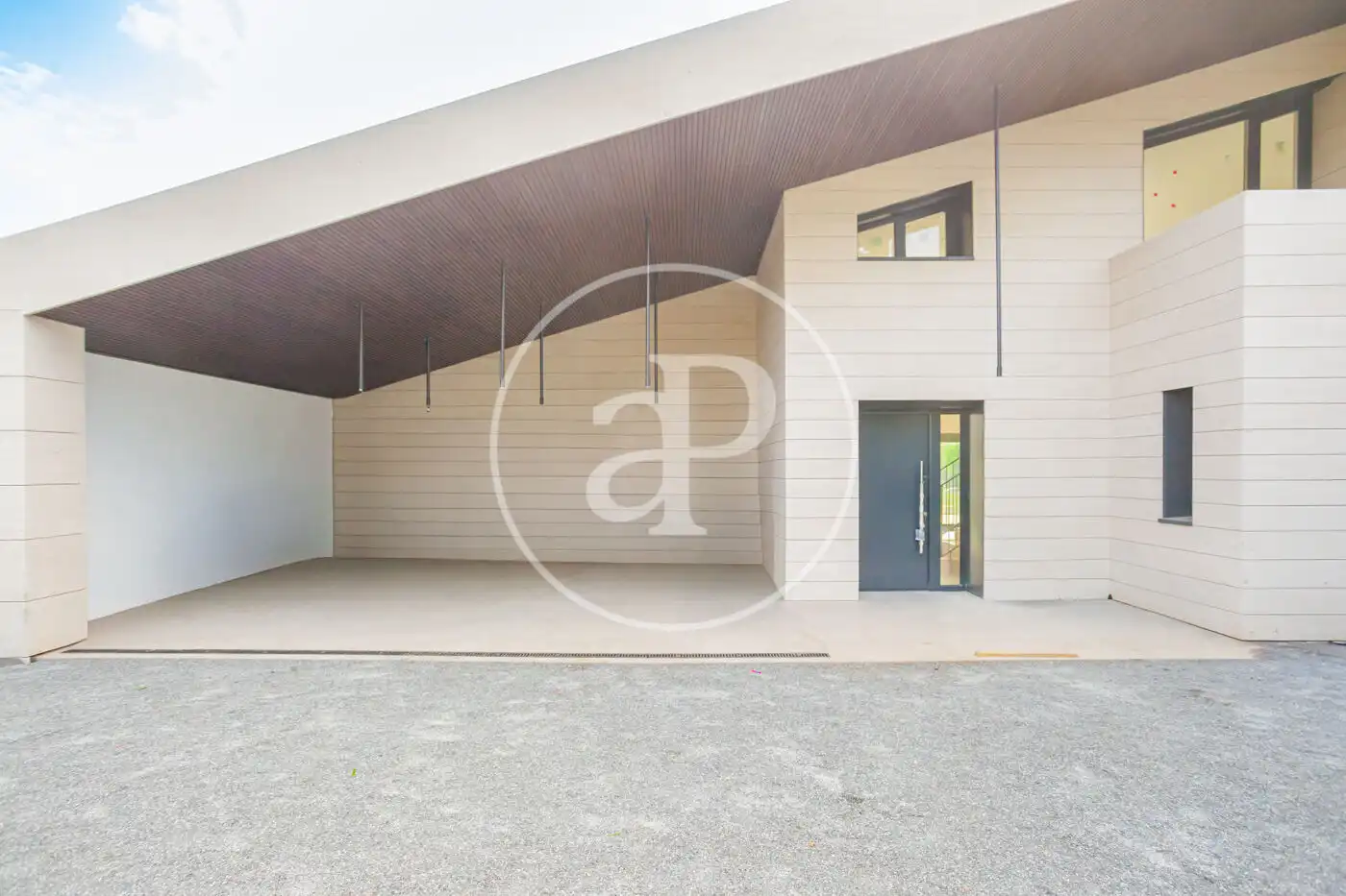 Vista exterior de Casa o chalet en venta en Pozuelo de Alarcón con Aire acondicionado, Calefacción y Jardín privado