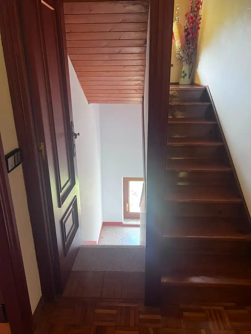 Casa o xalet en venda en Oseja de Sajambre amb Calefacció, Jardí privat i Parquet