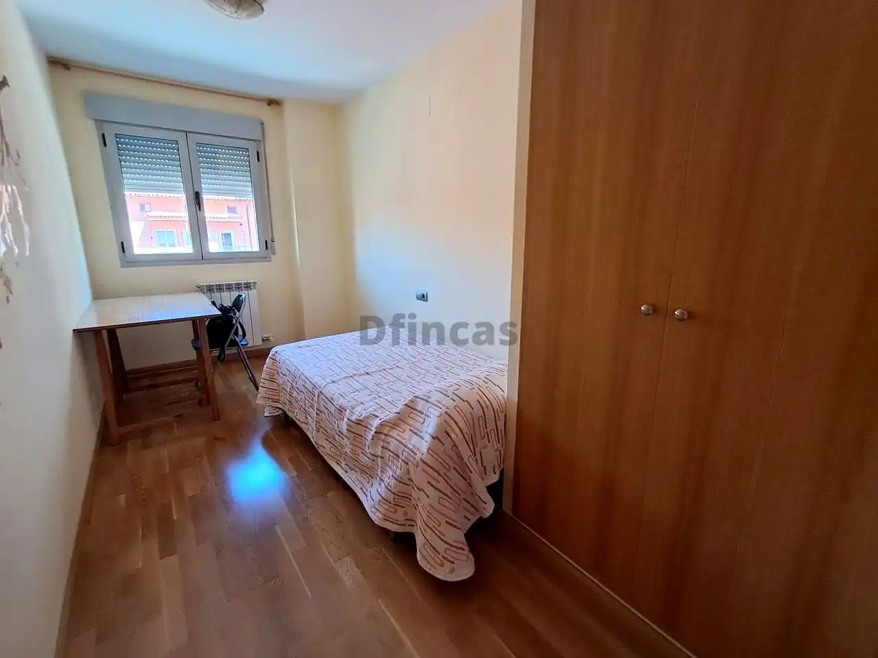 Flat for rent in Calle Italia, Ensanche - Fuenfresca