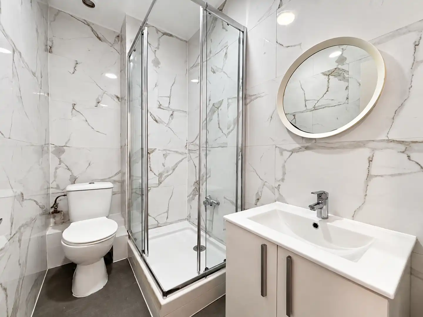 Flat with terrace for sale in Carrer Nou de la Rambla, imagen 19