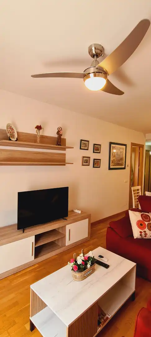 Living room of Flat for sale in El Tiemblo   with Heating, Parquet flooring and Storage room