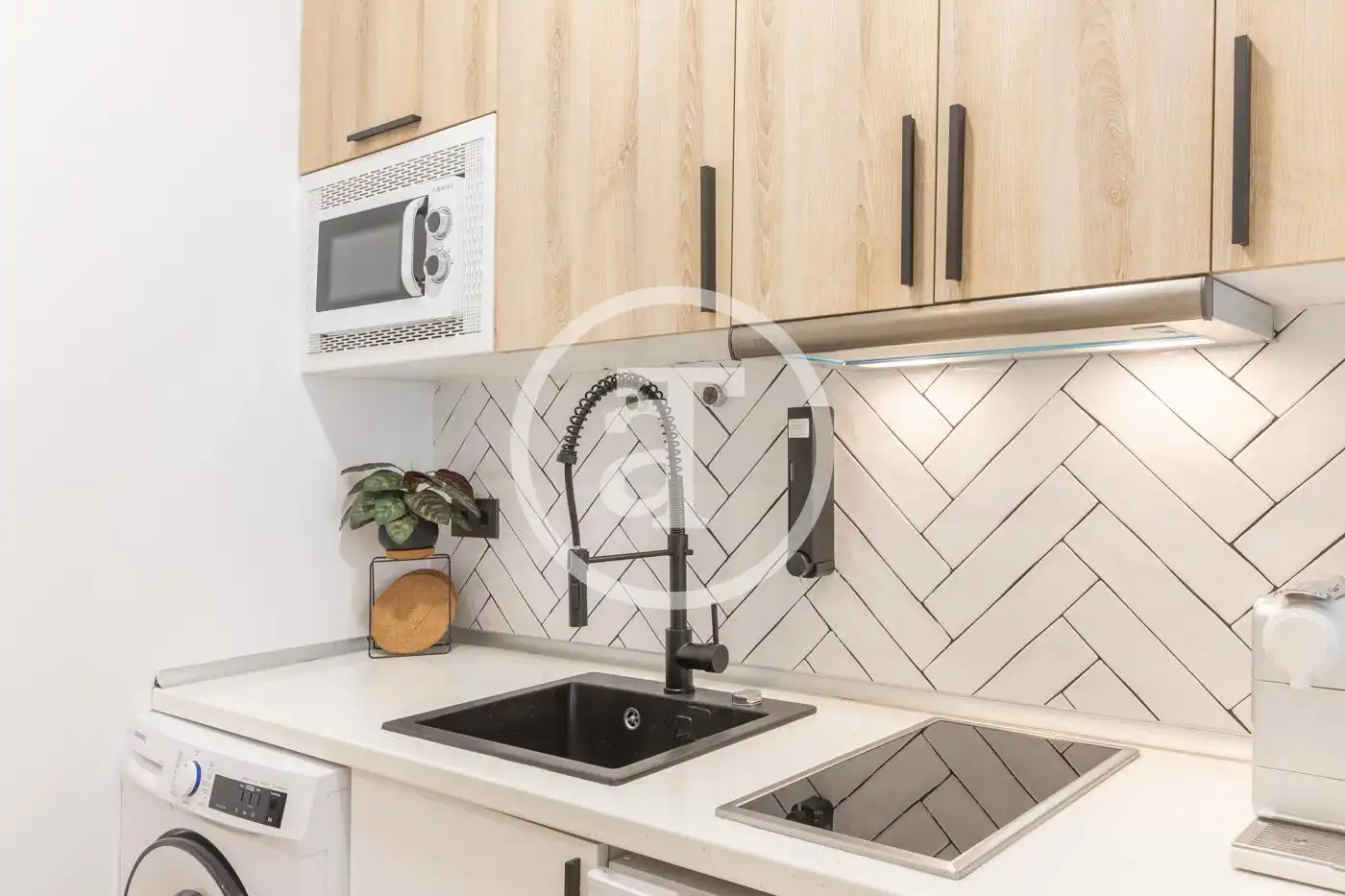 Study for rent in Calle de Barbieri, Justicia - Chueca