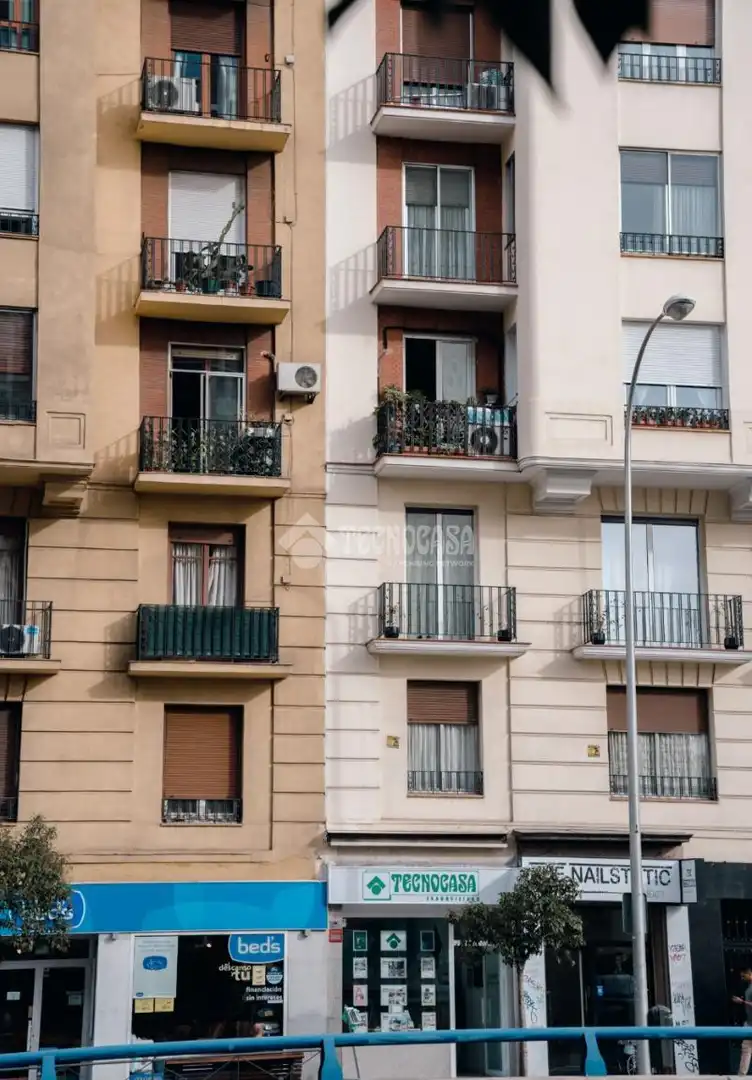 Exterior view of Garage for sale in Madrid