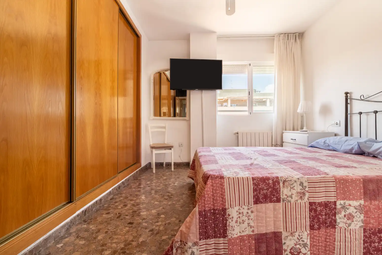Schlafzimmer von Wohnung zur Miete in Sagunto / Sagunt mit Klimaanlage, Heizung und Möbliert