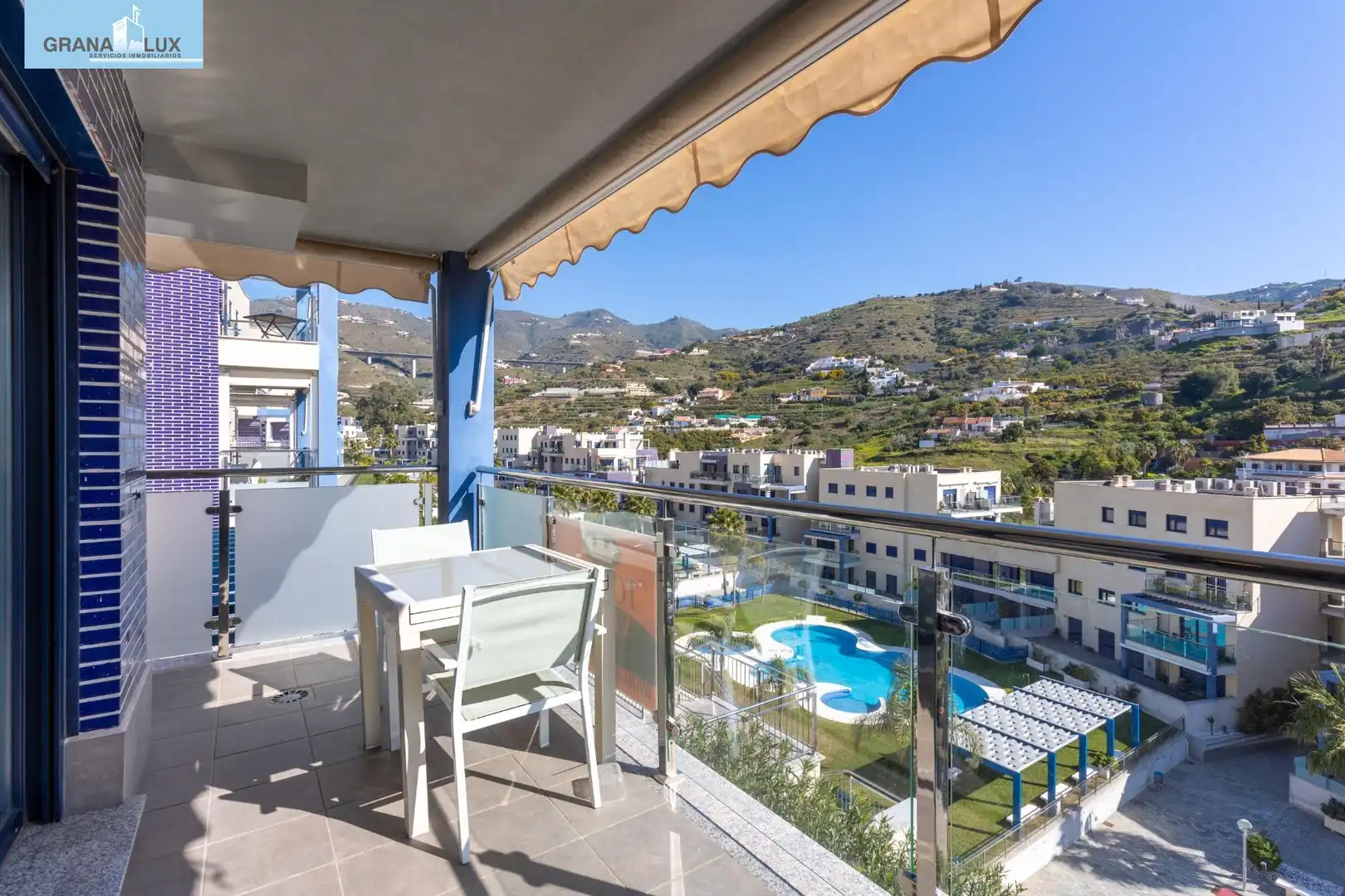 Terrasse von Wohnung zum Verkauf in Almuñécar mit Terrasse, Abstellraum und Balkon