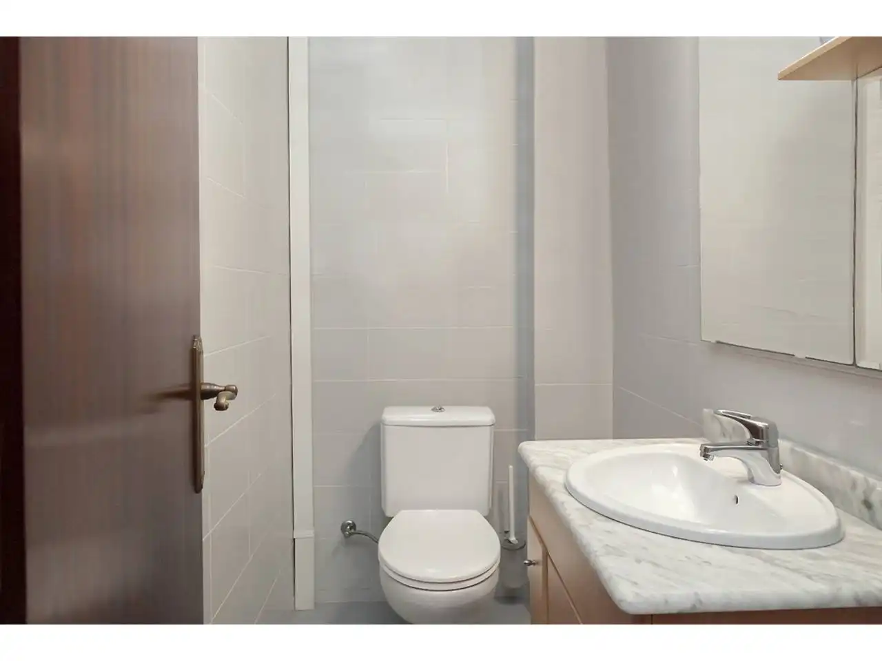 Badezimmer von Wohnung zum Verkauf in Barcelona mit Heizung