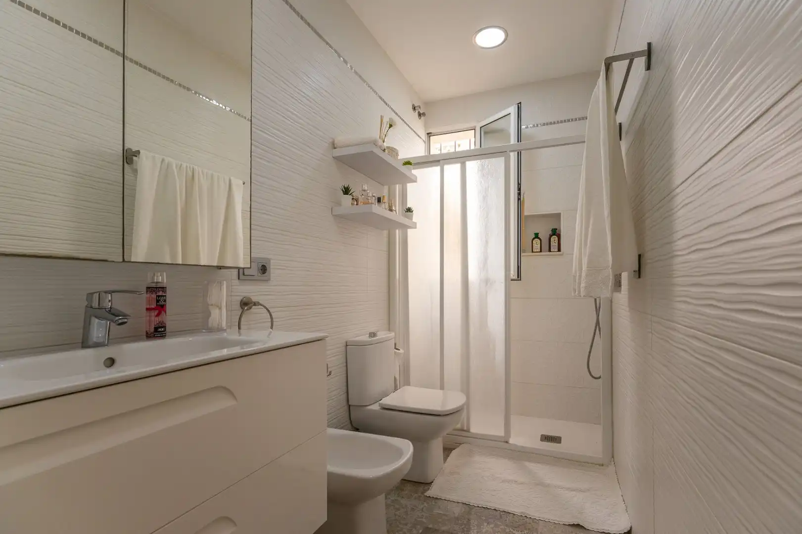 Baño de Casa o chalet en venta en Melilla con Aire acondicionado, Calefacción y Terraza