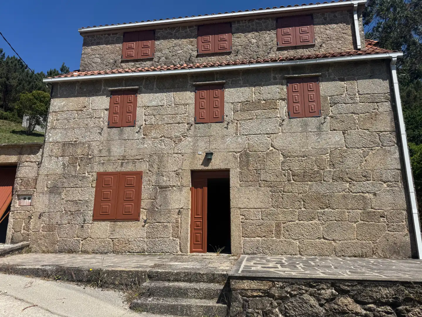 Haus mit Garten zum Verkauf in Lugar Riomao 11
