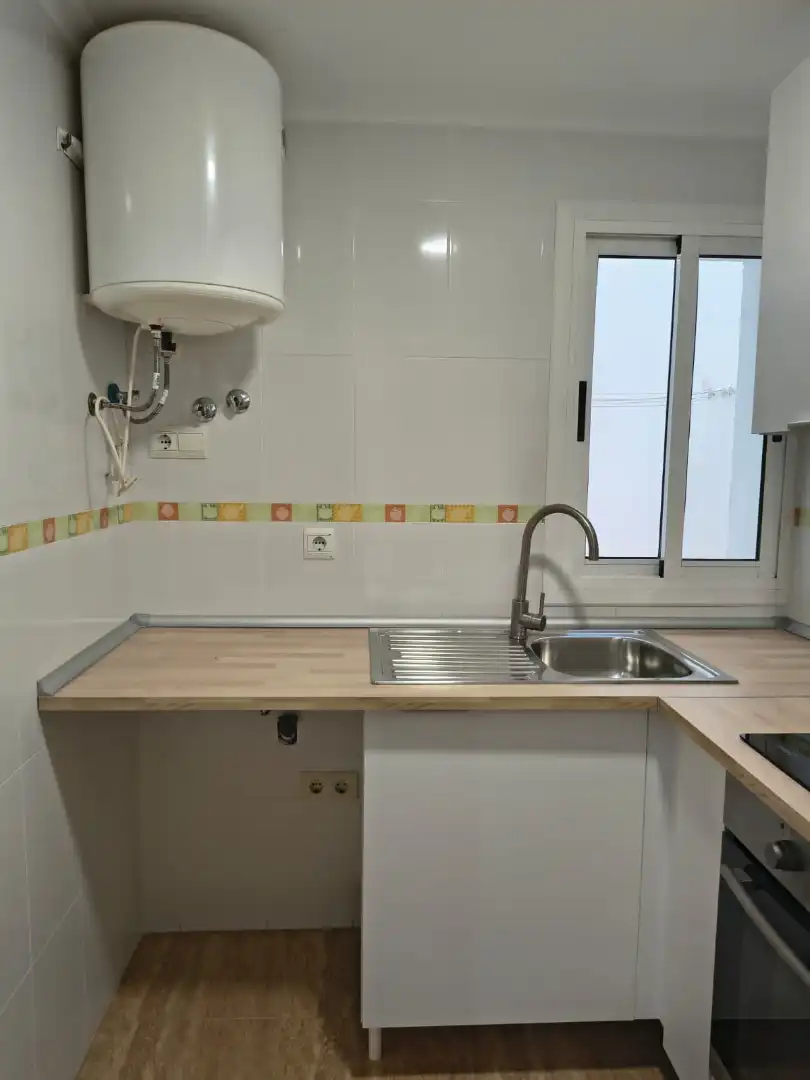 Flat with lift for sale in Carrer Espronceda, imagen 6